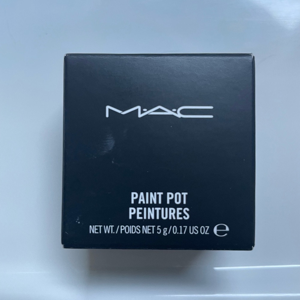 MAC Paint Pot in Bare Study